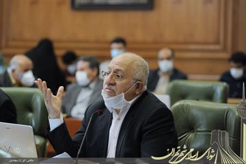 محمد جواد حق شناس با انتقاد از سکوت وزارت بهداشت در حادثه 
